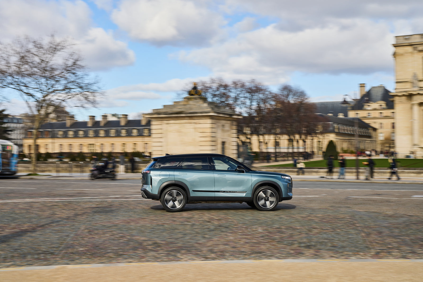 Le JAECOO 7 Hybride Rechargeable disponible à l'essai en avant-première à travers la France